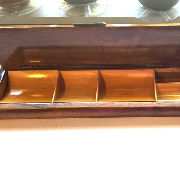 Wood Box for Cigarette or Stash Items - Hunting Dogs and Horses - Picture 3 of 7